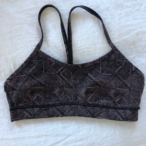 Lululemon Power Y sports bra